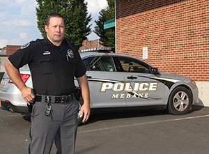 布莱恩。Aldridge_7789_cropedit_72